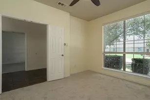 1220 Berkeley Dr, Burleson, TX 76028 - Photo 18