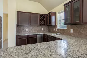 1220 Berkeley Dr, Burleson, TX 76028 - Photo 24
