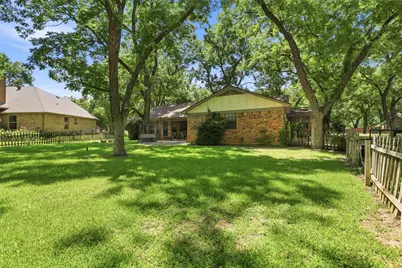 8708 S Monticello Circle, Granbury, TX 76049 - Photo 8