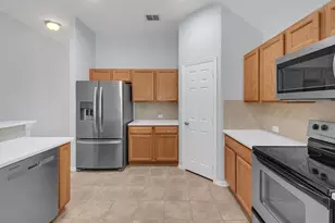 5612 Longhorn Dr, The Colony, TX 75056 - Photo 10