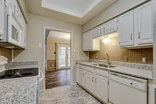 3712 Roussillon Dr, Carrollton, TX 75007 - Photo 16