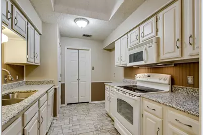 3712 Roussillon Drive, Carrollton, TX 75007 - Photo 18