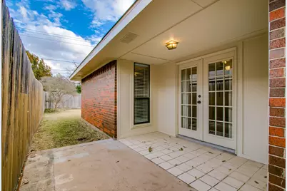 3712 Roussillon Drive, Carrollton, TX 75007 - Photo 10