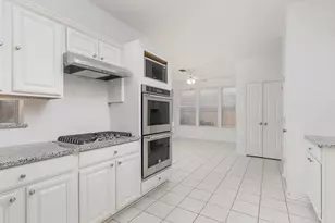 14617 Woodshadow Ln, Addison, TX 75001 - Photo 10