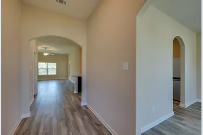 352 Lowery Oaks Trail, Fort Worth, TX 76120 - Photo 6