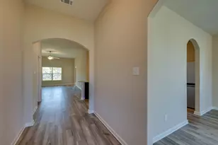 352 Lowery Oaks Trl, Fort Worth, TX 76120 - Photo 6