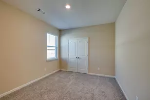 352 Lowery Oaks Trl, Fort Worth, TX 76120 - Photo 22