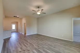 352 Lowery Oaks Trl, Fort Worth, TX 76120 - Photo 14