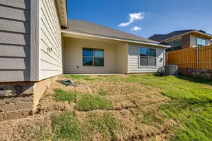 352 Lowery Oaks Trl, Fort Worth, TX 76120 - Photo 30