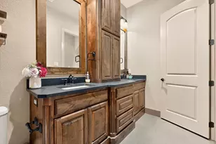 10509 County Rd 1001, Godley, TX 76044 - Photo 26