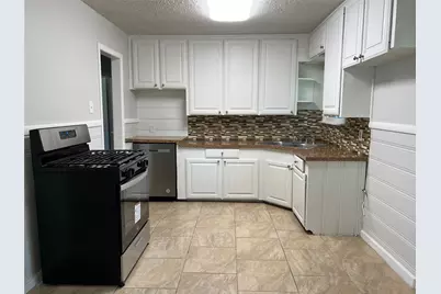 213 Wanda Way, Hurst, TX 76053 - Photo 12
