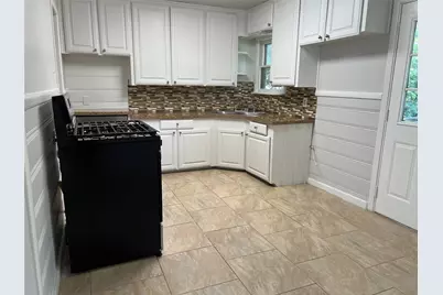 213 Wanda Way, Hurst, TX 76053 - Photo 10