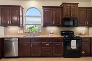 11813 Sundog Way, Fort Worth, TX 76244 - Photo 6