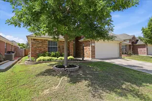 3232 Chesington Dr, Fort Worth, TX 76137 - Photo 2