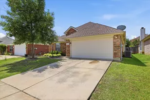 3232 Chesington Dr, Fort Worth, TX 76137 - Photo 4