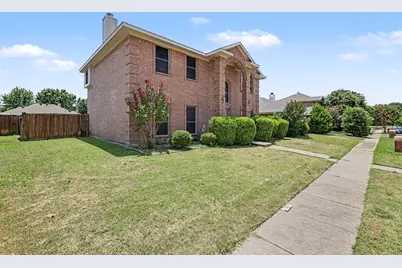 4909 Monte Vista Lane, McKinney, TX 75070 - Photo 2