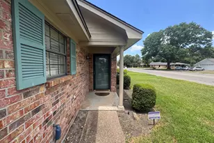 205 Northwood Blvd, Corsicana, TX 75110 - Photo 2