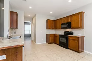 203 Arabian Rd, Waxahachie, TX 75165 - Photo 4
