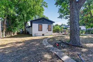 3410 Meadowbrook Dr, Fort Worth, TX 76103 - Photo 20