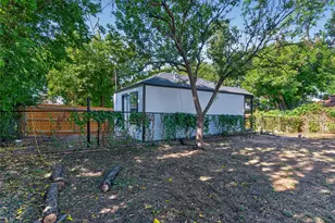3410 Meadowbrook Dr, Fort Worth, TX 76103 - Photo 22