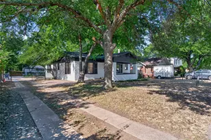 3410 Meadowbrook Dr, Fort Worth, TX 76103 - Photo 2