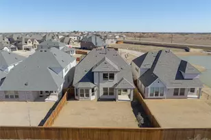 14517 Herschel St, Pilot Point, TX 75009 - Photo 32