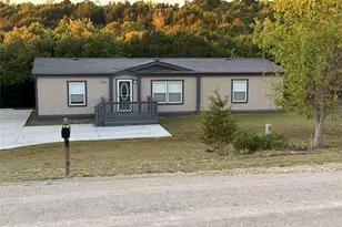1315 Phoenix Ct, Granbury, TX 76048 - Photo 1