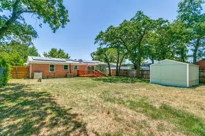 748 Oak Drive, Hurst, TX 76053 - Photo 12