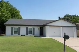 524 Cole Ave, Saginaw, TX 76179 - Photo 16