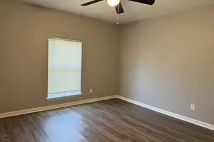 524 Cole Ave, Saginaw, TX 76179 - Photo 14