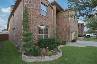 4212 Bridgestone Dr, Fort Worth, TX 76123 - Photo 2