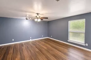 604 Holly Ln, Duncanville, TX 75116 - Photo 2