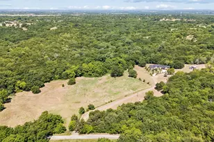 468 Andrew's Rd, Ennis, TX 75119 - Photo 4