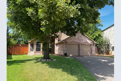 1404 Daffodil Lane, Lewisville, TX 75077 - Photo 2