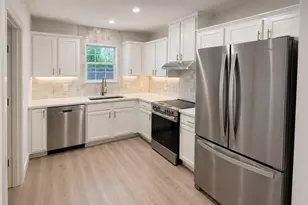 3111 Rutz St, Dallas, TX 75212 - Photo 4