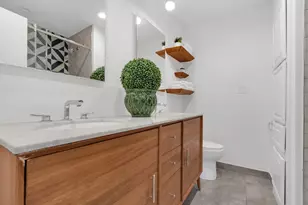 9838 Amberton Pkwy, Dallas, TX 75243 - Photo 16