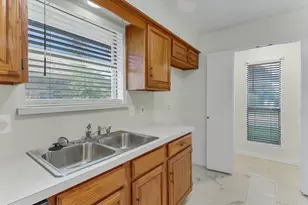 3133 Landover Dr, Carrollton, TX 75007 - Photo 12