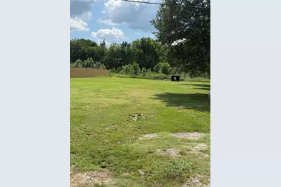 4004 Seventh, Greenville, TX 75401 - Photo 4