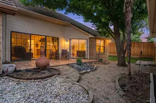 2739 Sedgeway Ln, Carrollton, TX 75006 - Photo 34