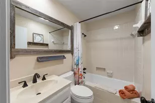2739 Sedgeway Ln, Carrollton, TX 75006 - Photo 32