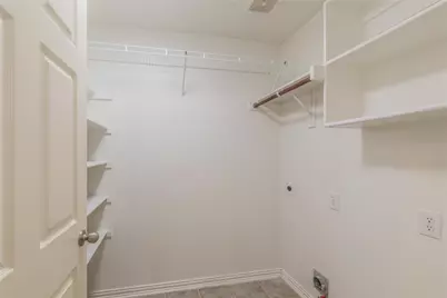 7801 Quiet Waters Drive, Arlington, TX 76016 - Photo 12