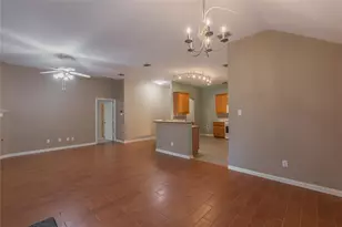 7801 Quiet Waters Dr, Arlington, TX 76016 - Photo 16