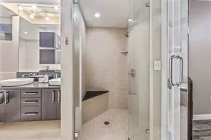 2600 W 7th St, Fort Worth, TX 76107 - Photo 16