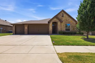 2541 Weatherford Heights Drive, Weatherford, TX 76087 - Photo 4