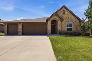 2541 Weatherford Heights Dr, Weatherford, TX 76087 - Photo 1