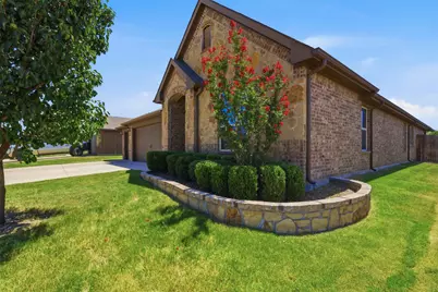 2541 Weatherford Heights Drive, Weatherford, TX 76087 - Photo 2