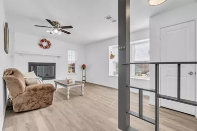 1319 Parkway Court, Arlington, TX 76010 - Photo 6