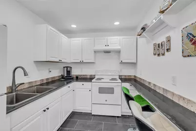 1319 Parkway Court, Arlington, TX 76010 - Photo 10
