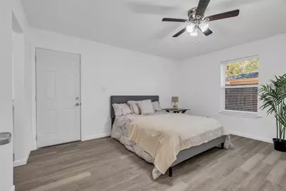 1319 Parkway Court, Arlington, TX 76010 - Photo 14