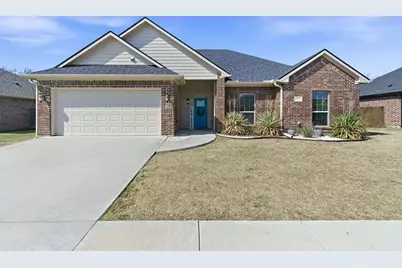 711 Hadley Lane, Valley View, TX 76272 - Photo 1